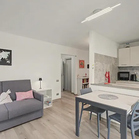La Belle Au Bois Dormant Apartment